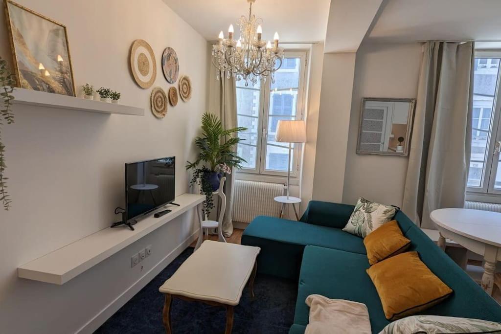 Cosy Queen -3Ch- Centre Ville & Parking Privee - Wifi Haut Debit 波城 外观 照片
