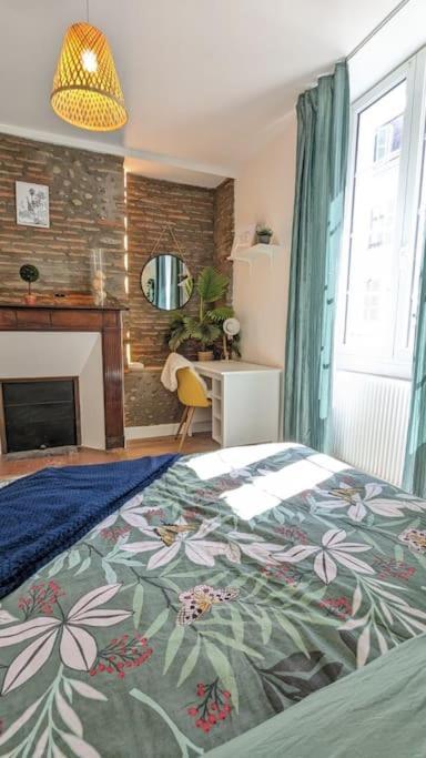 Cosy Queen -3Ch- Centre Ville & Parking Privee - Wifi Haut Debit 波城 外观 照片