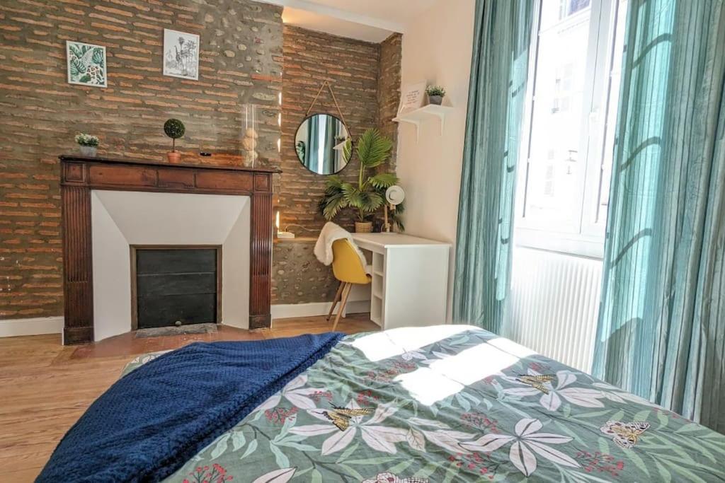 Cosy Queen -3Ch- Centre Ville & Parking Privee - Wifi Haut Debit 波城 外观 照片